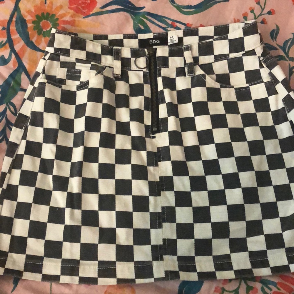 Cute checkers skirt!